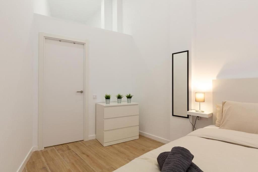 شقة Nuevo Loft En Playa Y Cerca Del Centro, Ac Y Wifi فالنسيا المظهر الخارجي الصورة